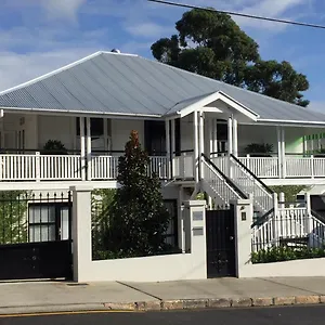 Heal House 4*, Brisbane Australia